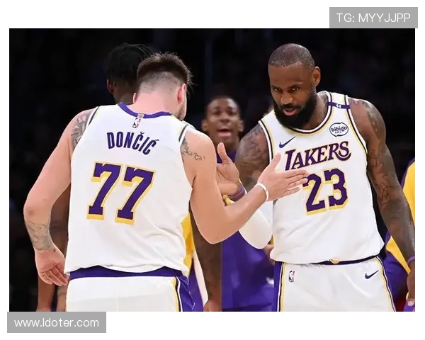 湖人迎来关键连胜詹姆斯状态回暖西部排名与季后赛前景生变